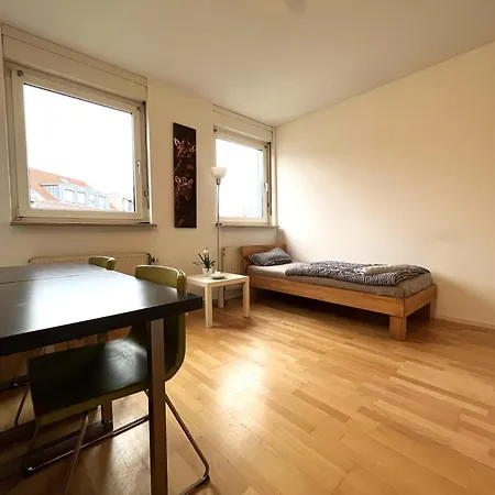 Apartment Simplex Buergerstrasse